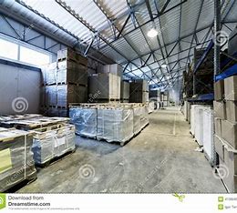 Types of Goods Commonly Stored in Public Warehouses